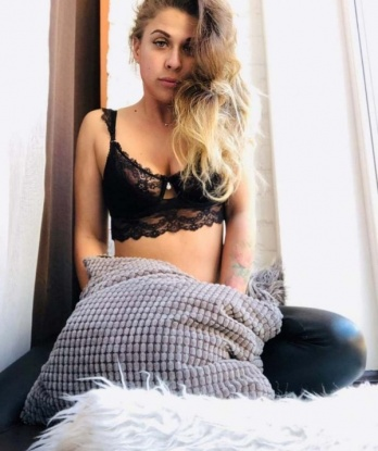 Нина, 23 года, 2 размер груди